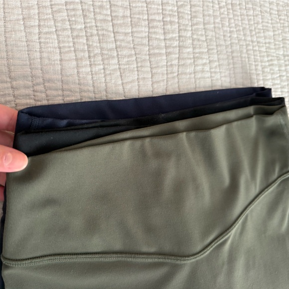 Unissu Bundle 3 pair Hugcurve No Front Seam 25 inch Medium - Picture 2 of 11